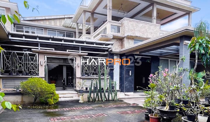For Sale : Cibubur - Semi Furnished, Modern Tropical House