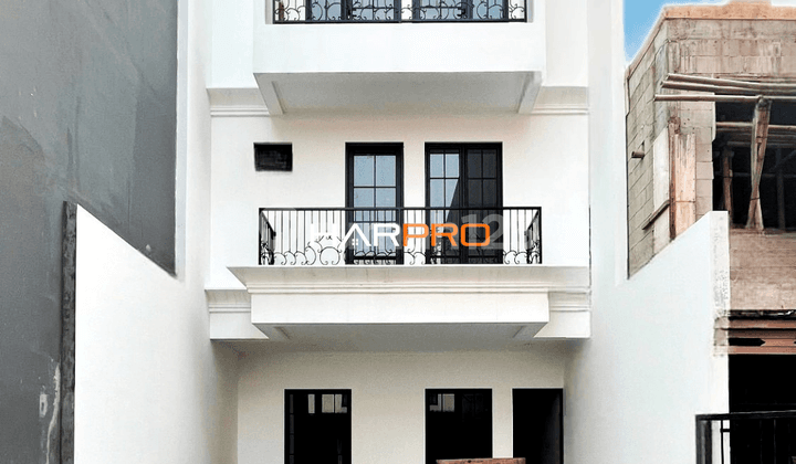 New Brand Mampang Prapatan - One Gate System