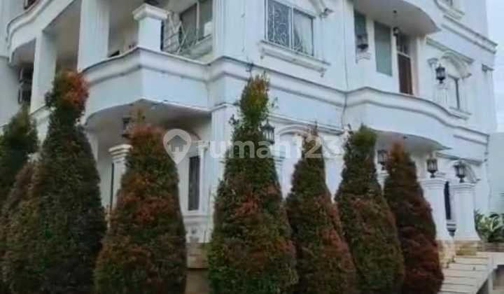 Dijual Rumah Mewah di Jati Asih