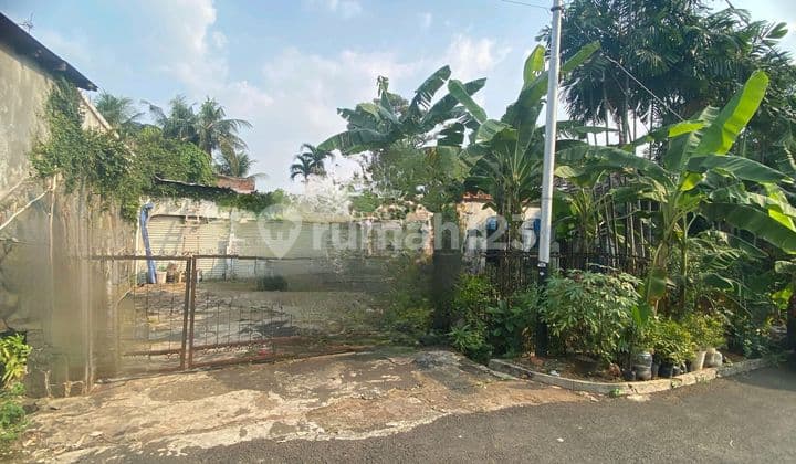 Kavling Dengan Bangunan Butuh Renov Total