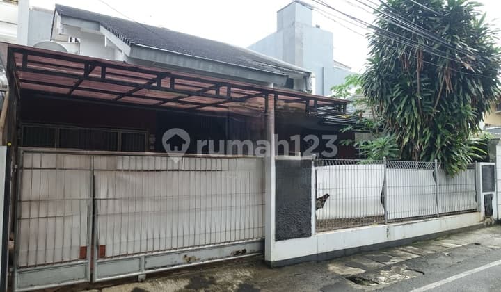 Rumah 2 Lantai Dekat Dengan Scbd Blok M Dan Dekat Dengan Mrt