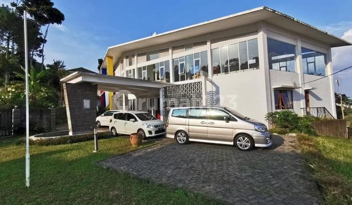 Rumah Dago Pakar Timur Ciburial Bandung