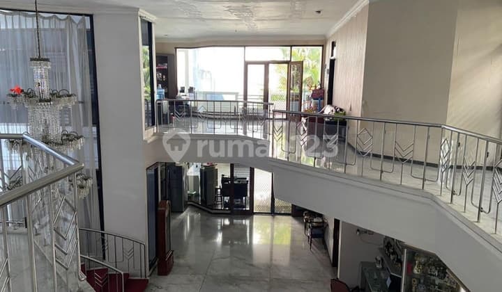 Dijual Rumah Komersial Second Road Dharmahusada Indah