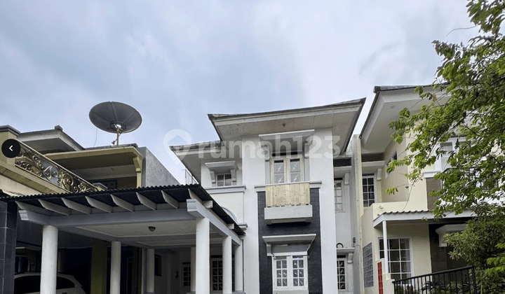 Disewakan rumah di Kota Wisata siap Huni Dekat Akses Toll