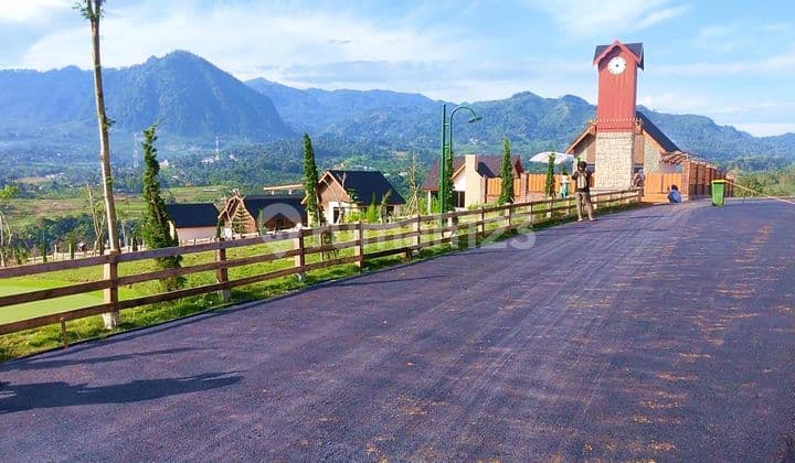 Tanah dengan Pamandangan Gunung Legalitas SHM