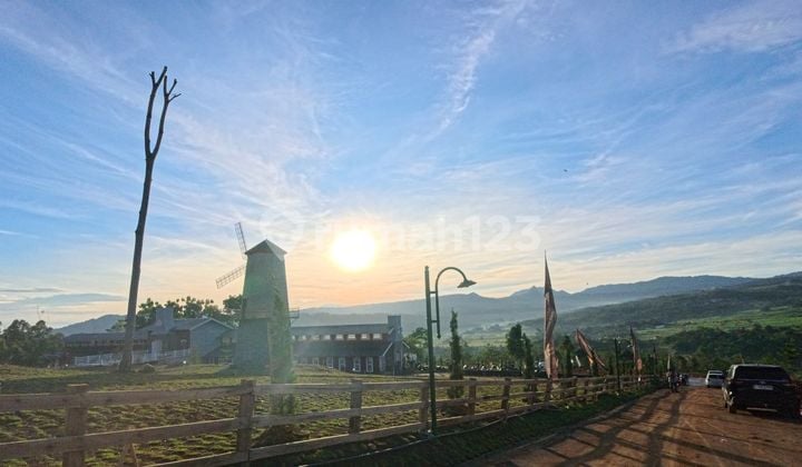 Land for Sale with Mountain View, Free Title Deed Transfer Fee SHM