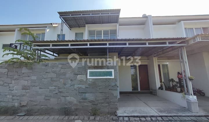 For Rent: De Cassa Residence Lakarsantri House
