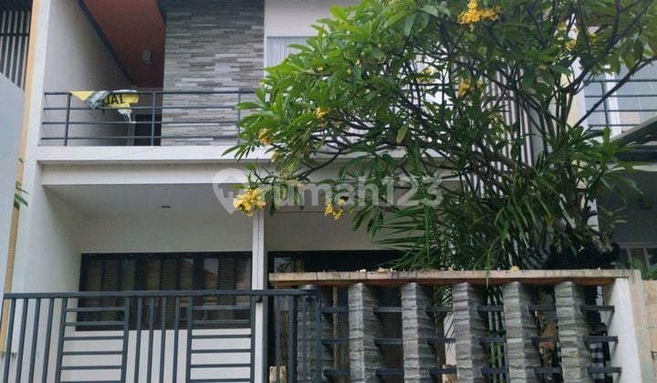 Rumah 2 Lantai,Full Furnished Gatot Subroto Timur Denpasar