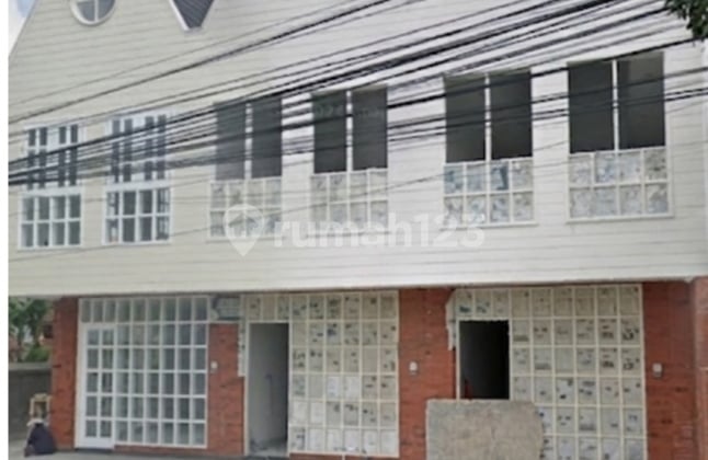 Aesthetic 2-Storey Shophouse in Gn Salak, Denpasar