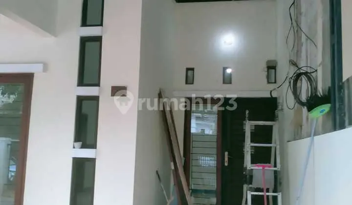 Rumah Siap Huni di Cluster Aralia, Harapan Indah Bekasi