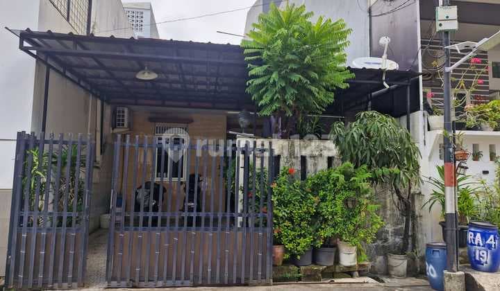 Rumah di Kelapa Gading, Jakarta Utara Dki Jakarta. Rumah Siap Huni