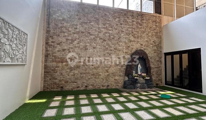 Rumah di Harapan Indah Cluster Asia Tropis, Sdh Renov Siap Huni