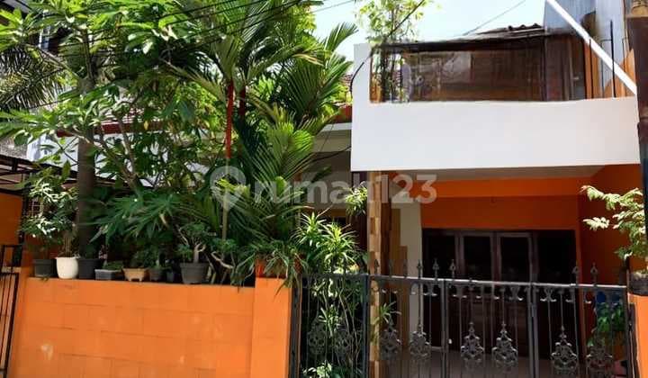 Rumah Siap Huni 2 Lantai di Kp. Makasar, Jakarta Timur