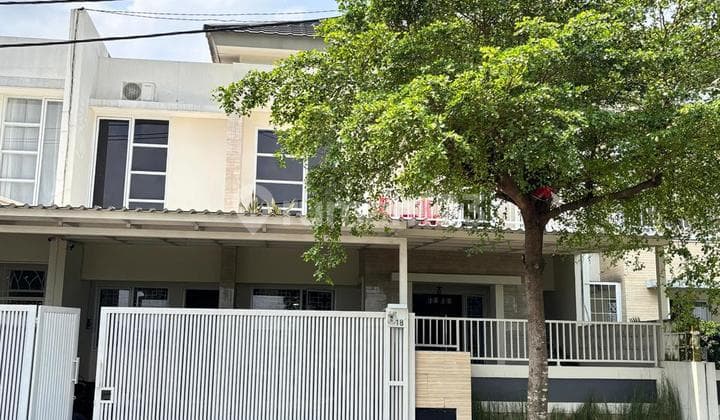 Rumah Full Furnish Ada Kolam Renang Pribadi di Gardens At Candi Sawangan Bojongsari Depok