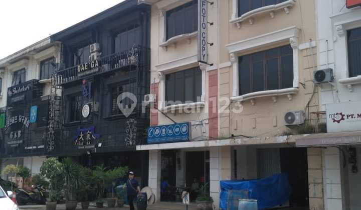 Ruko 3 Lantai di Rafless Jl. Alternatif Cibubur
