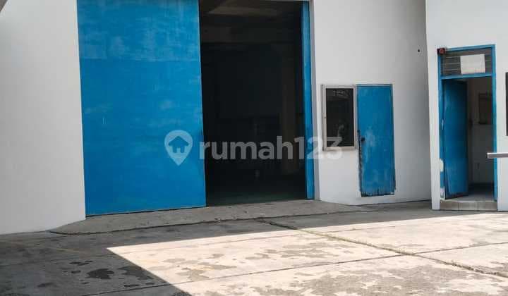 Warehouse on Jalan Pembangunan Tangerang.