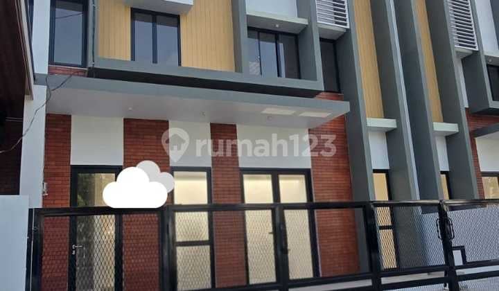 Ruko 3 Lantai di Prima Harapan Regency Bekasi