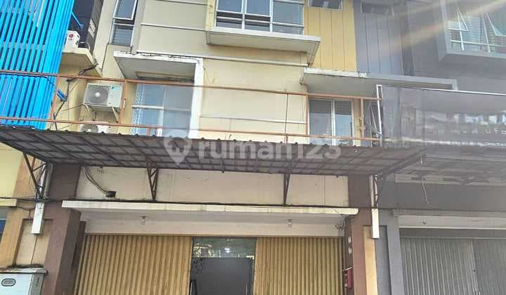 Cemara 2, 2.5-Storey Shophouse in Harapan Indah, Bekasi