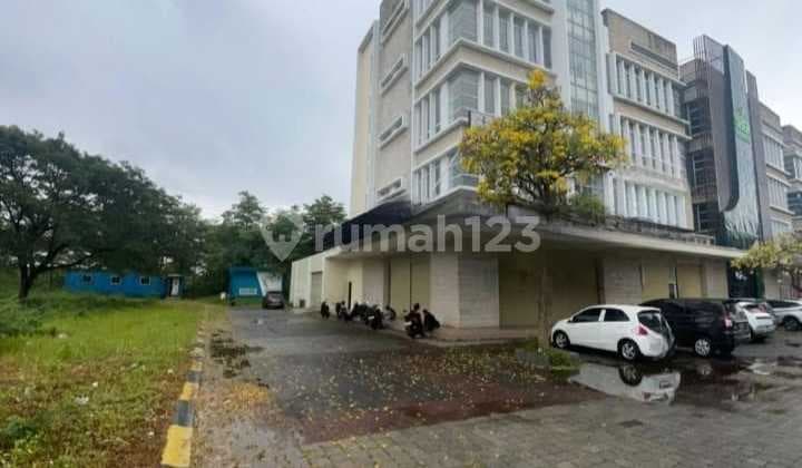 Hook Shop Mega Boulevard Harapan Indah, Bekasi
