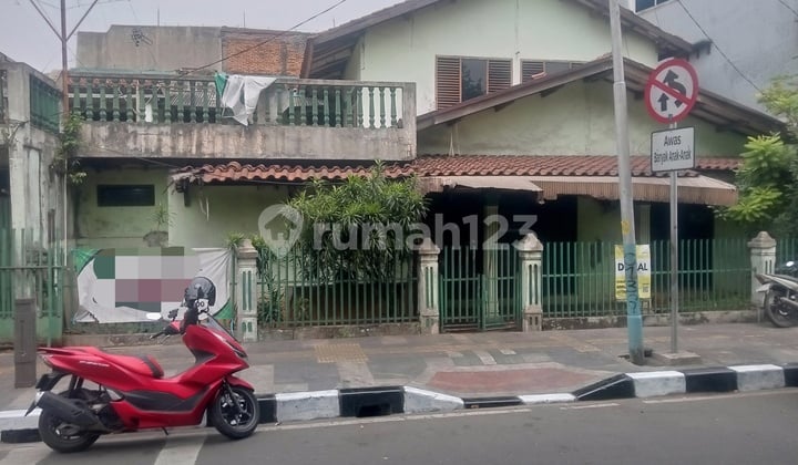 Rumah Murah Hitung Tanah Pinggir Jalan Klender Jakarta Timur