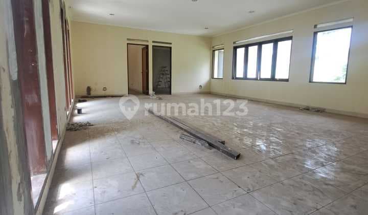 Rumah Cocok Buat Cafe, Disekitar Dago, Per Renofasi
