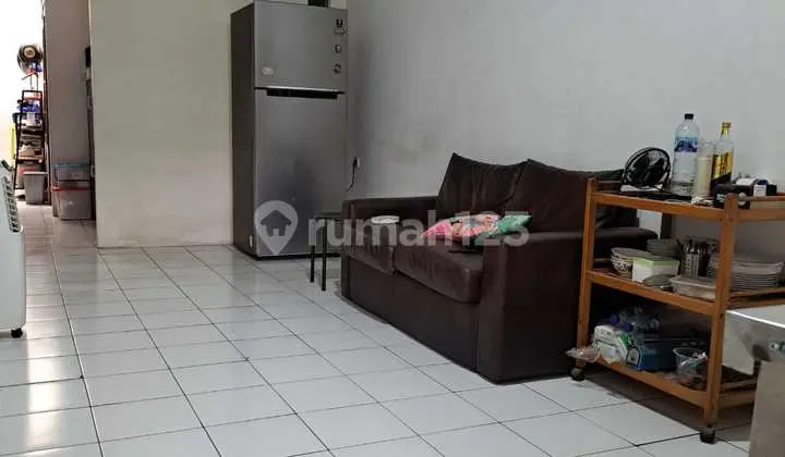 Dijual Rumah Terawat Nyaman Siap Huni Minimalis Lokasi Startegis di Taman Holis Indah 1 Bandung