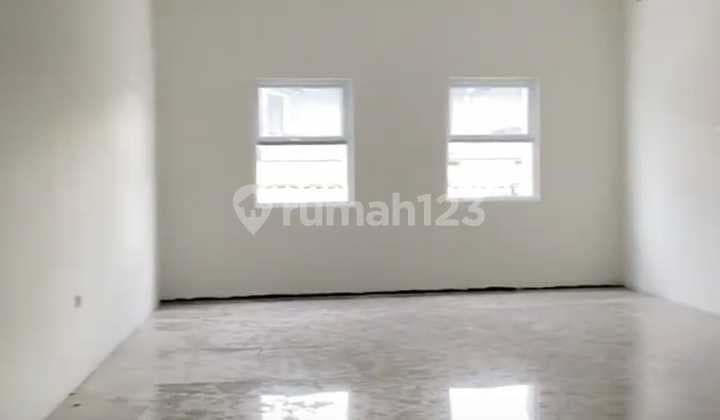 Dijual Ruko Bangunan 2 Lantai Nyaman Siap Pakai Lokasi di Area Jalan Peta Bandung