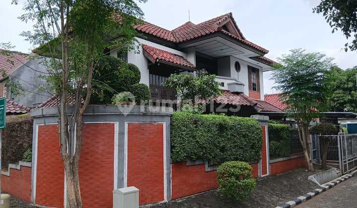 Luxurious Residence in Alfa Indah Joglo Garden, West Jakarta