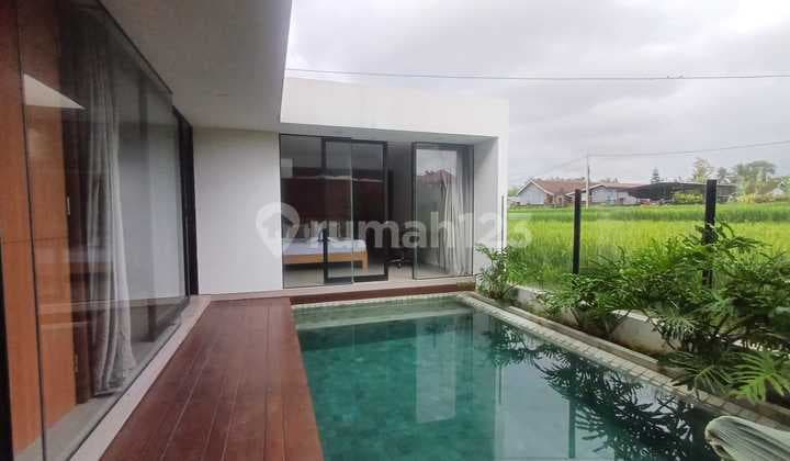 Dijual Villa Cantik Dengan View Sawah Membentang
