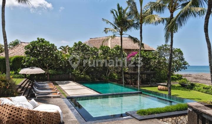 Villa Luxury Beach Front Pererenan Canggu Badung