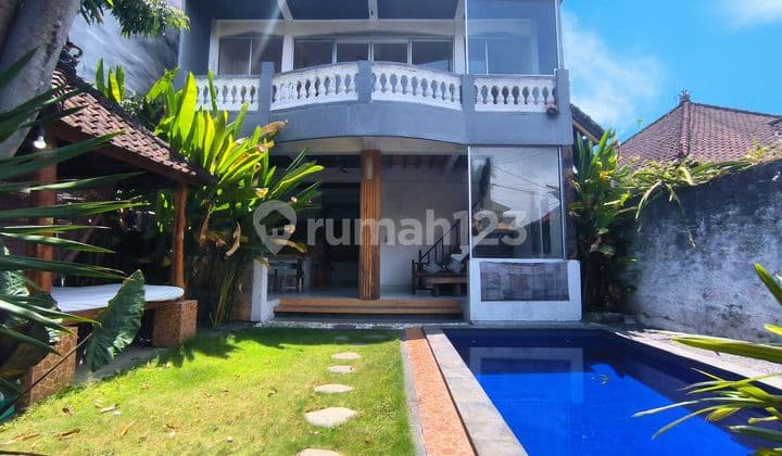 Villa Cantik Berlokasi Di Sunset Road Seminyak Dekat Bandara Bali