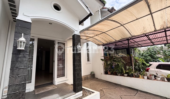 Rumah dijual Perumahan Panorama di Area Lebak Bulus Jakarta Selatan