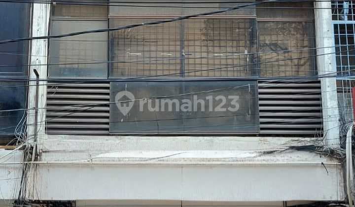 Ruko Rapih 3 Lantai Disewakan di Komplek Perdagangan Roxy Mas Jakarta Pusat