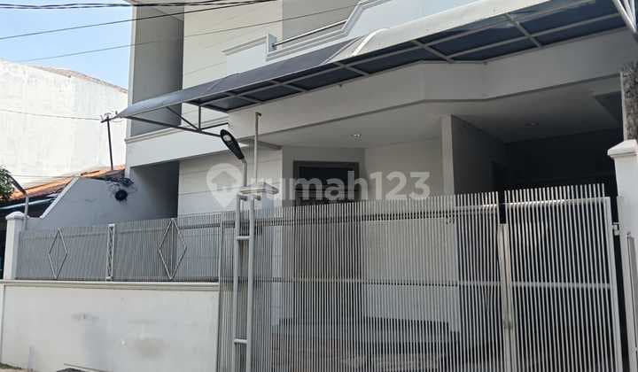 Rumah Rapi Dijual Di Tomang Grogol Jakarta Barat