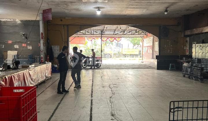 Disewakan Gudang Di Bulevar Hijau, Harapan Indah'