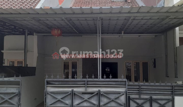DISEWA RUMAH DAERAH KELAPA GADING (KG005054)