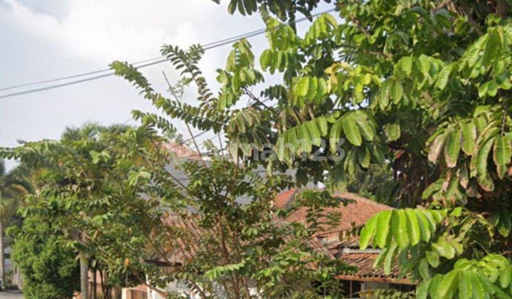 Dijual Rumah Lama Hitung Tanah Komplek Turangga