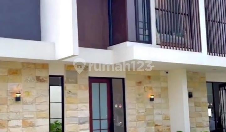 Rumah di Shoji Land, Karangtanjung Sidoarjo