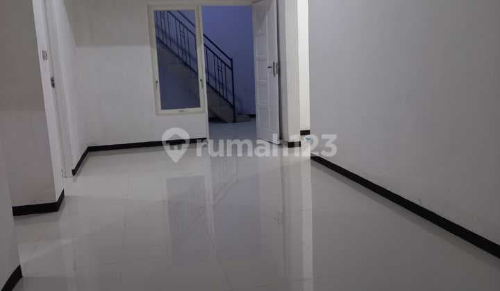 Rumah Taman Pinang Indah Sidoarjo