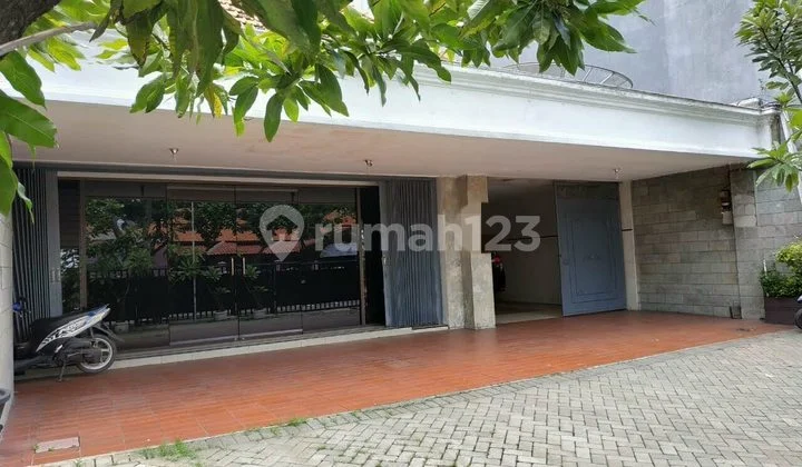 Rumah Raya Ambengan Surabaya. Rumah Raya Ambengan Surabaya.