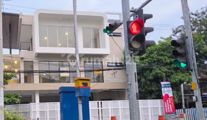 Tempat Usaha Cafe dan Billyard