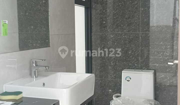 Rumah Mewah Dekat Akses Tol Siap Huni Kota Wisata