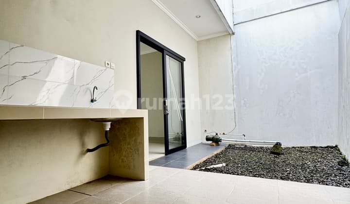 Dijual Rumah Baru 2 Lantai Di Dalam Cluster Cinere Dengan Harga Terjangkau Rumah SHM Bagus
