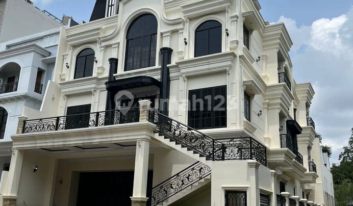 For Sale Luxury American Classic House in Cipete Area, South Jakarta