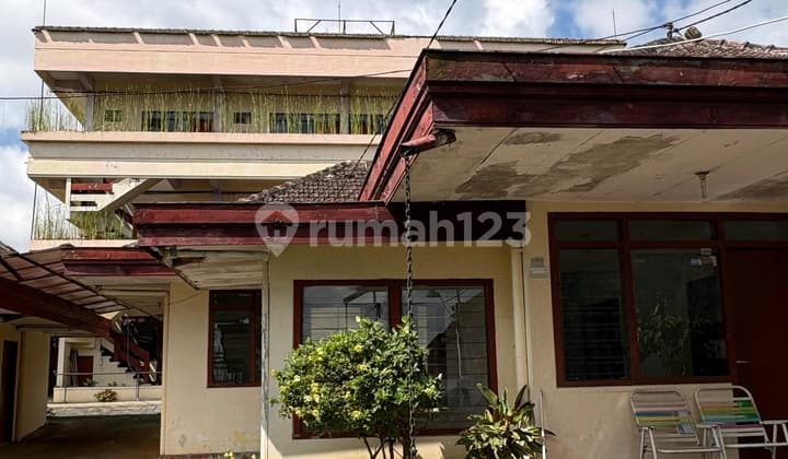 Villa di Pusat Kota Batu Malang Muraaah