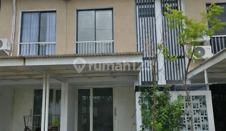 Oackwood Royal Residen