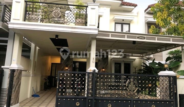 Rumah Mewah Furnish Central Park Ketintang Surabaya