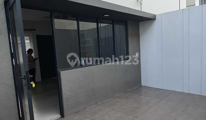 Disewakan Murah Rumah 3 KT di Park Serpong