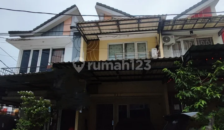 Disewakan Segera Rumah di Golden Palm Jakarta Barat
