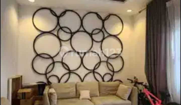 Dijual cepat rumah siap huni 2 LT di Tomang Jakarta Barat